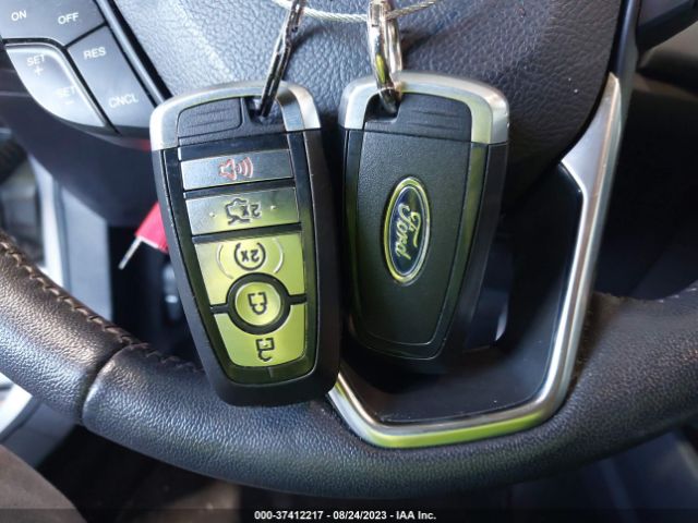 3FA6P0SU5HR380363 Ford Fusion Energi Titanium/platinum