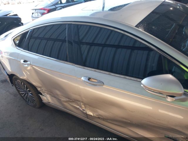3FA6P0SU5HR380363 Ford Fusion Energi Titanium/platinum
