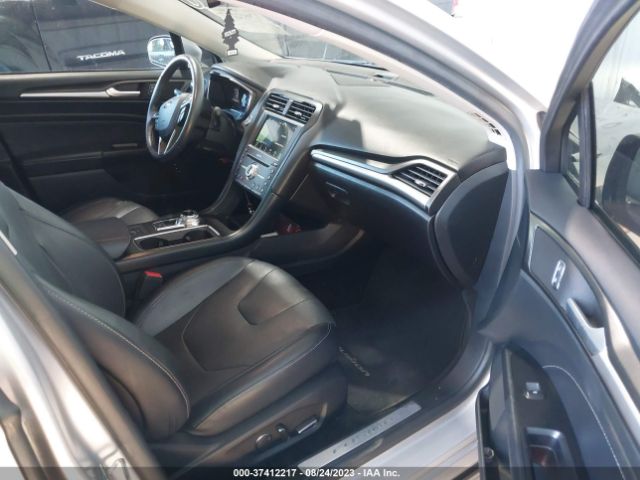 3FA6P0SU5HR380363 Ford Fusion Energi Titanium/platinum