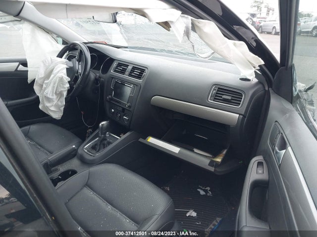 3VWDB7AJ9HM386399 Volkswagen Jetta 1.4t Se