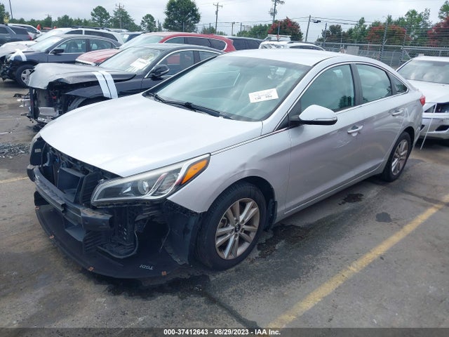 2015 HYUNDAI SONATA ECO VIN: 5NPE24AA4FH178584