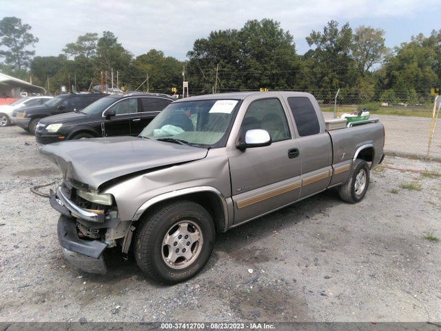 2001 CHEVROLET SILVERADO 1500 LS VIN: 2GCEC19V311255538