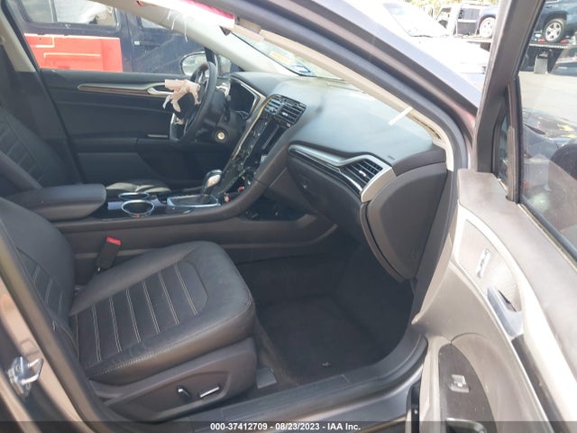 2013 FORD FUSION SE VIN: 3FA6P0HR3DR157316