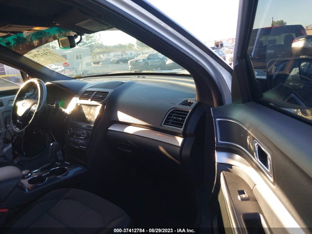 Ford EXPLORER XLT 2016 1FM5K8DH4GGC37859 Image 5