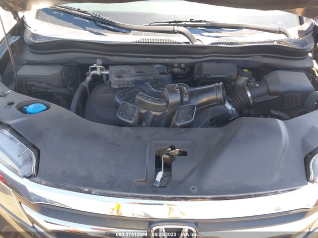 2018 HONDA PILOT EX VIN: 5FNYF5H37JB024859