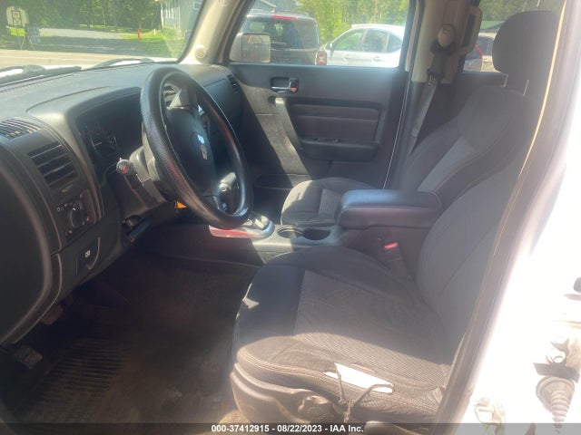 2007 HUMMER H3 SUV VIN: 5GTDN13E678155902