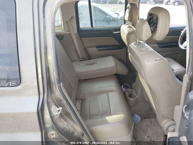 1C4NJPFA3GD604284 Jeep Patriot High Altitude Edition