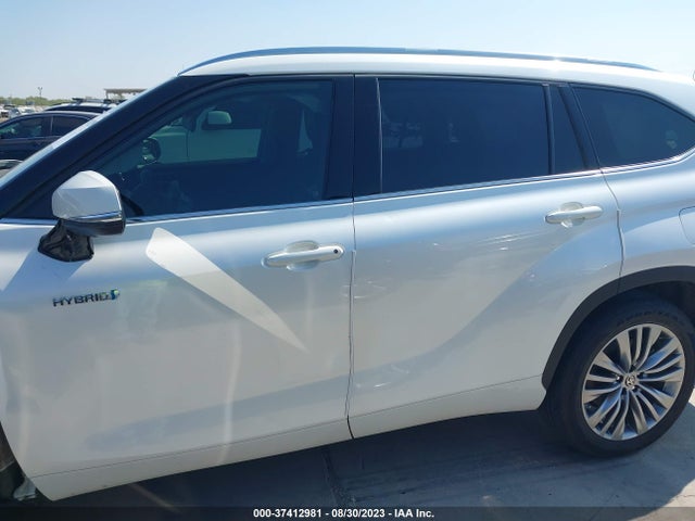 Toyota Highlander Hybrid Platinum 2021 5TDFARAH4MS008136 Image 15