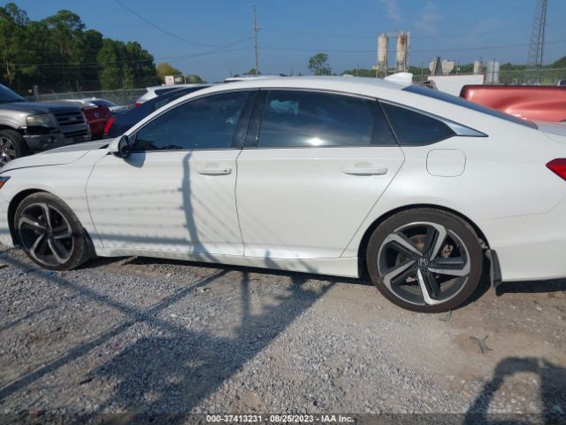 1HGCV1F38JA115335 Honda Accord Sport