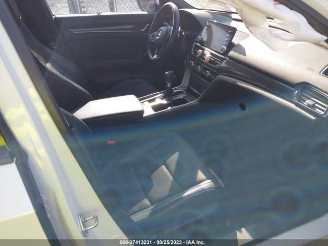 1HGCV1F38JA115335 Honda Accord Sport