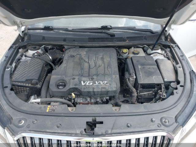 1G4GB5G34GF235784 Buick Lacrosse Leather