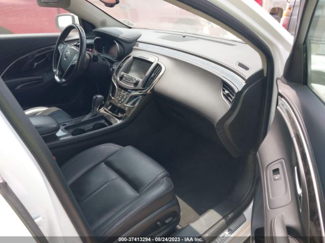 1G4GB5G34GF235784 Buick Lacrosse Leather