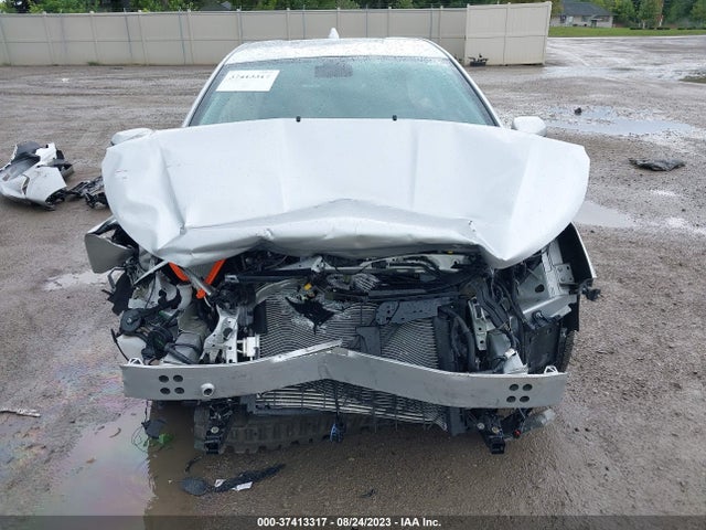 Chevrolet VOLT LT 2018 1G1RC6S50JU105828 Image 12