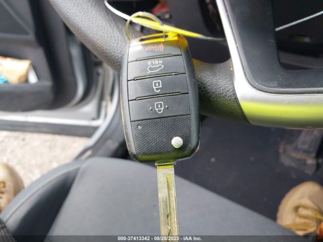 5XYPGDA58JG414456 KIA Sorento Lx V6