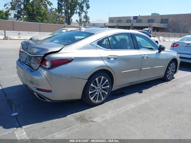 58ADZ1B1XMU105800 Lexus Es Es 350