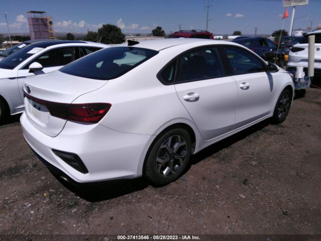 3KPF24AD5ME269122 KIA Forte Lxs