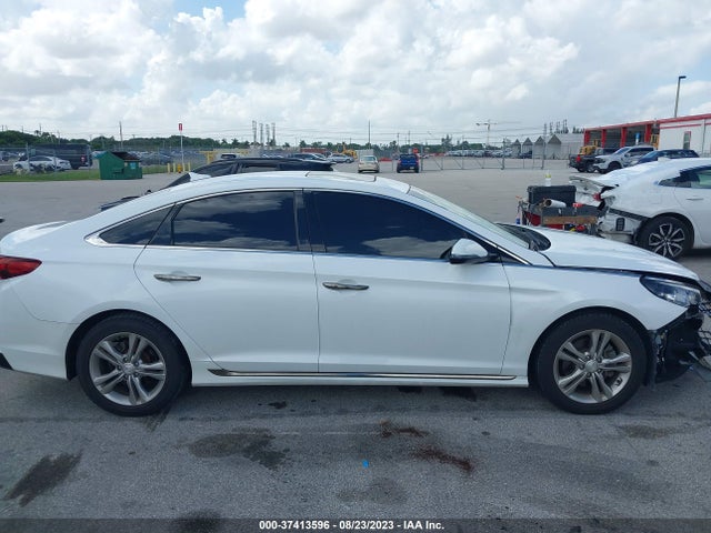 2019 HYUNDAI SONATA SPORT VIN: 5NPE34AFXKH765634
