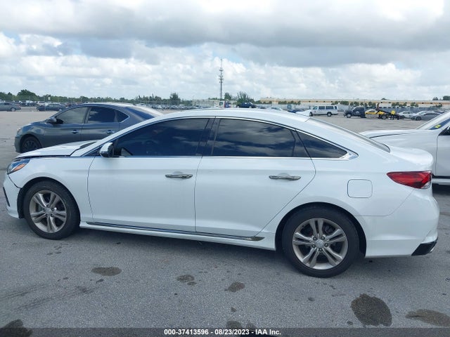 2019 HYUNDAI SONATA SPORT VIN: 5NPE34AFXKH765634
