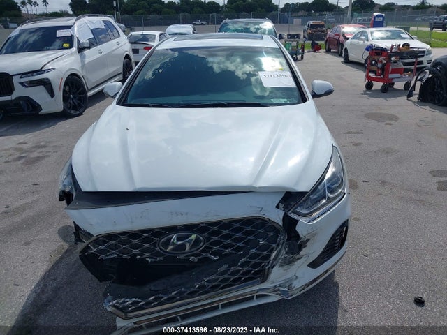 2019 HYUNDAI SONATA SPORT VIN: 5NPE34AFXKH765634