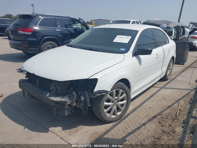 3VWD17AJ2FM256979 Volkswagen Jetta Sedan 1.8t Se