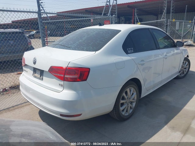 3VWD17AJ2FM256979 Volkswagen Jetta Sedan 1.8t Se