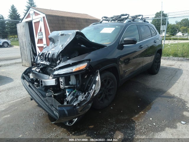 1C4PJLCB4GW107893 Jeep Cherokee Latitude