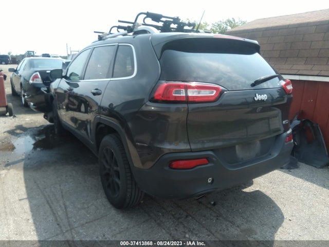 1C4PJLCB4GW107893 Jeep Cherokee Latitude