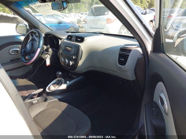KIA Soul Base 2016 KNDJN2A23G7303437 Image 5
