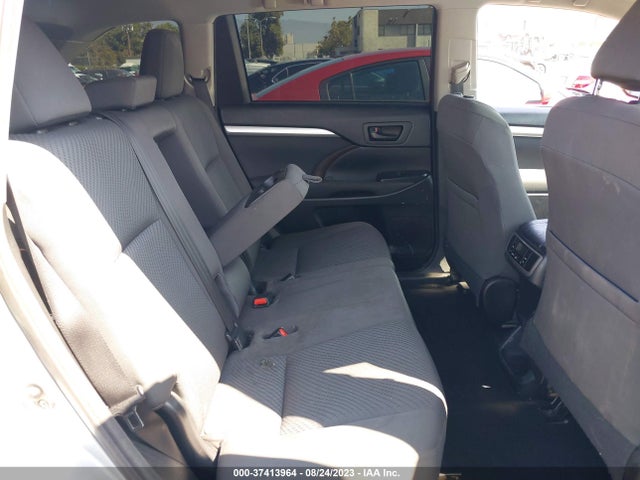 Toyota Highlander Le 2015 5TDZARFH8FS014935 Image 8