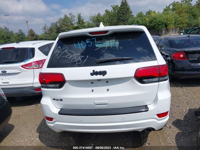 1C4RJFAG2JC303137 Jeep Grand Cherokee
