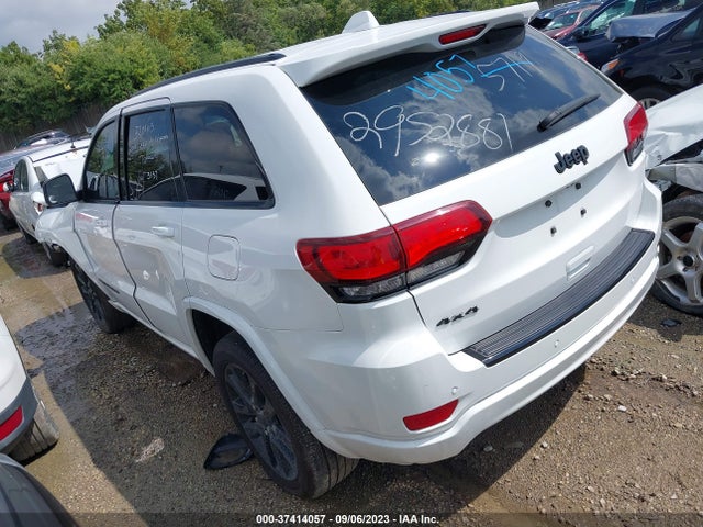 1C4RJFAG2JC303137 Jeep Grand Cherokee