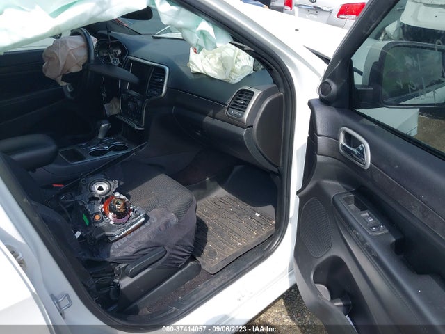 1C4RJFAG2JC303137 Jeep Grand Cherokee