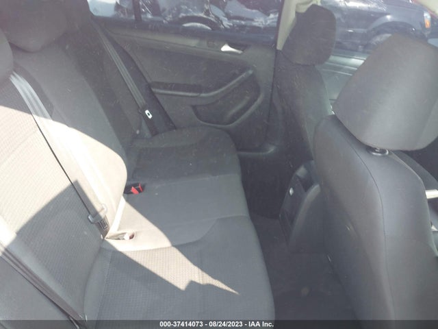 3VW2K7AJ2FM357377 Volkswagen Jetta Sedan 2.0l S