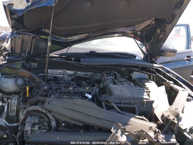 3VV1B7AXXJM095623 Volkswagen TIGUAN S
