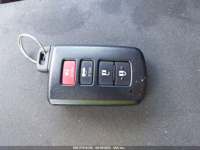 3VV1B7AXXJM095623 Volkswagen TIGUAN S