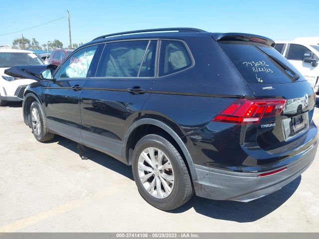 3VV1B7AXXJM095623 Volkswagen TIGUAN S