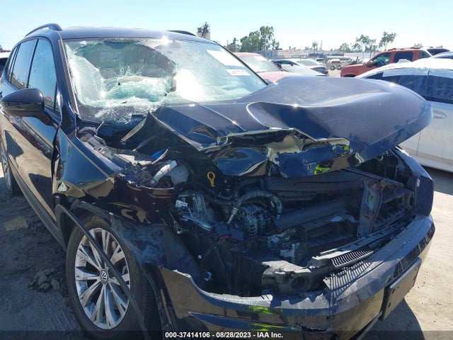 3VV1B7AXXJM095623 Volkswagen TIGUAN S