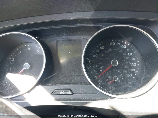 3VV1B7AXXJM095623 Volkswagen TIGUAN S