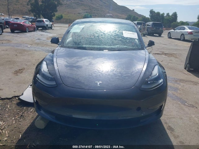 2022 Tesla 3, VIN: 5YJ3E1EB3NF363495
