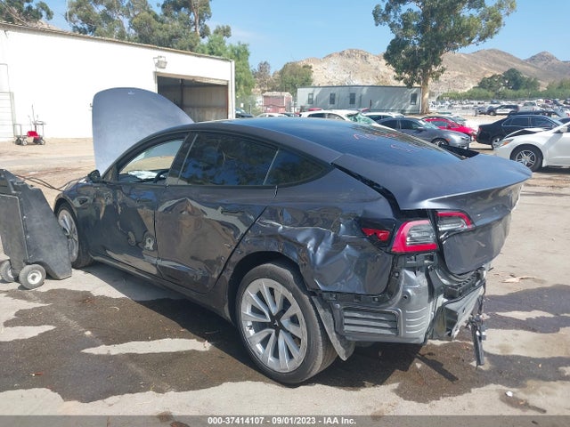 2022 Tesla 3, VIN: 5YJ3E1EB3NF363495