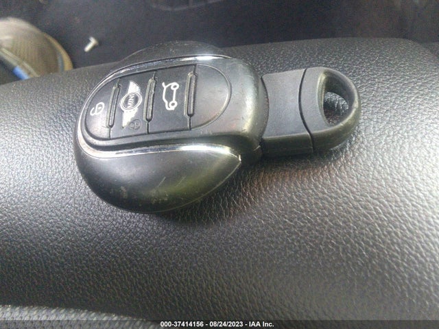 2017 MINI CLUBMAN WMWLU1C51H2F26877 Photo 10