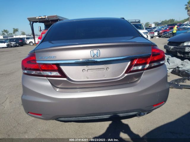 19XFB2F88EE263705 Honda Civic Sedan Ex