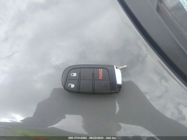 3C4PDCBB4KT857124 Dodge JOURNEY SE