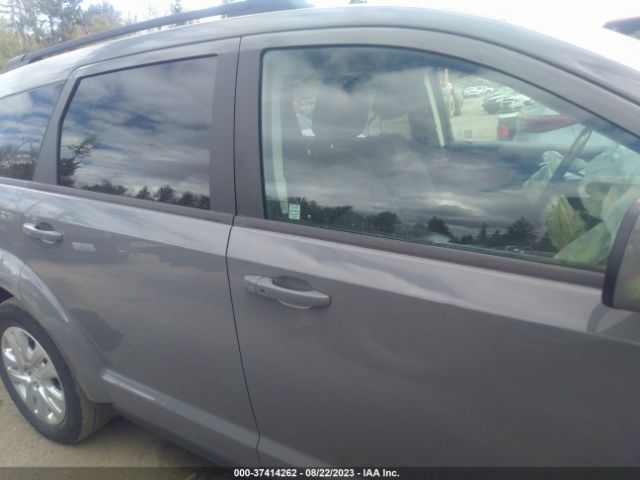 3C4PDCBB4KT857124 Dodge JOURNEY SE