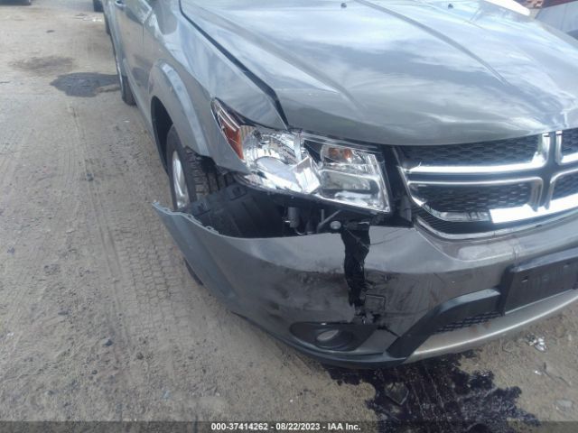 3C4PDCBB4KT857124 Dodge JOURNEY SE