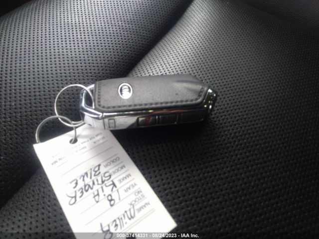 KNAE15LAXJ6016108 KIA Stinger Base