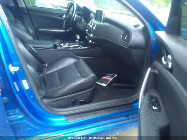 KNAE15LAXJ6016108 KIA Stinger Base