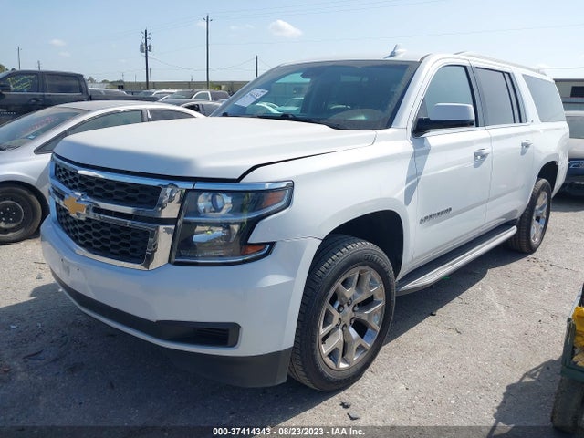 Chevrolet Suburban Lt 2017 1GNSCHKC7HR130975 Image 2