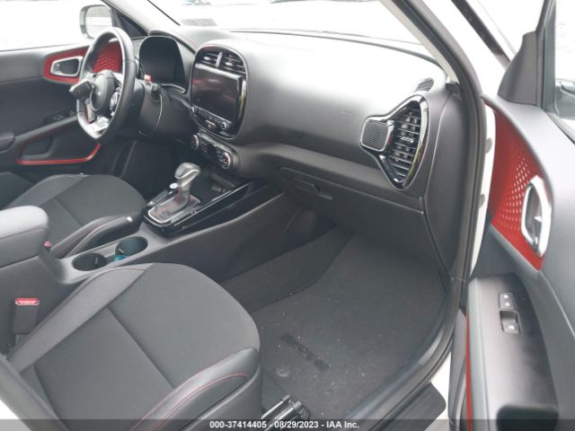 KNDJ53AU3P7851672 KIA Soul Gt-line