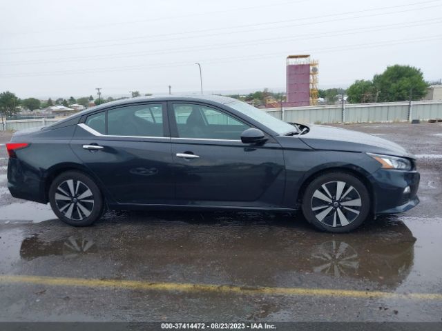 1N4BL4DV3MN336320 Nissan Altima 2.5 Sv